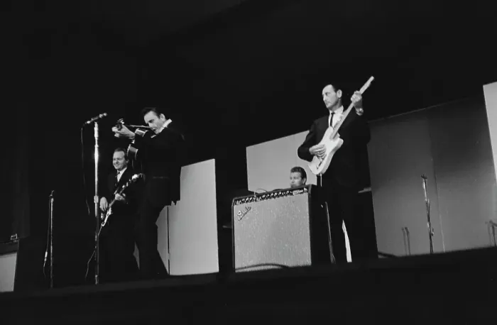 Framed Print : Johnny Cash & The Tennessee Three In Concert