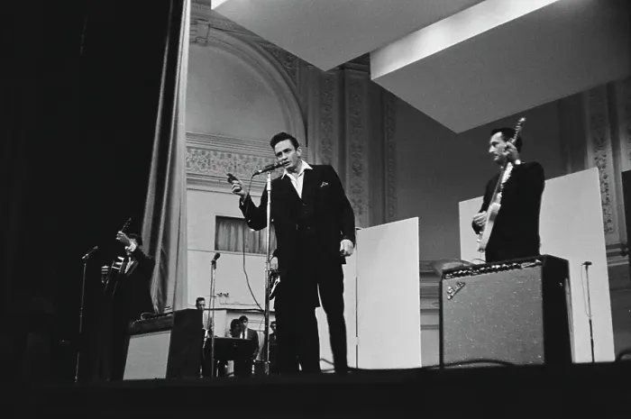 Framed Print : Johnny Cash & The Tennessee Three In Concert