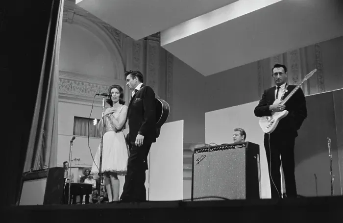 Framed Print : Johnny Cash & The Tennessee Three In Concert Framed Print : Johnny Cash & The Tennessee Three In Concert