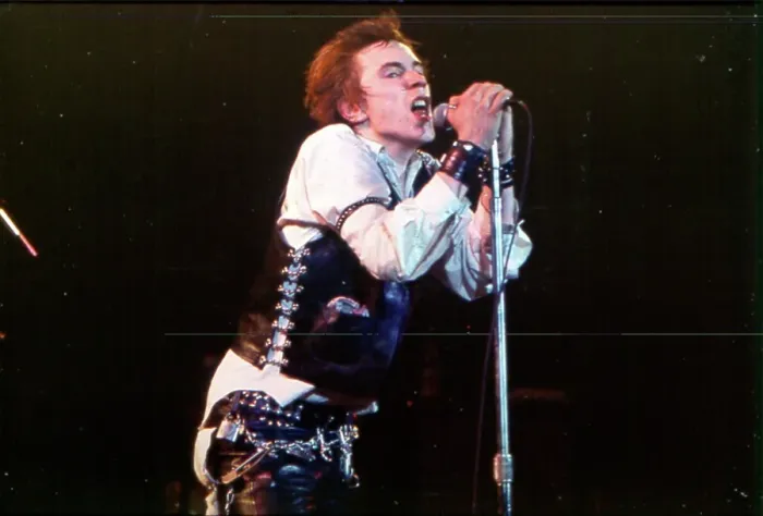 Framed Print : Johnny Rotten At Sex Pistols Last Concert Framed Print : Johnny Rotten At Sex Pistols Last Concert