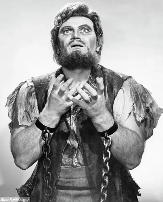 Framed Print : Jon Vickers in Costume Framed Print : Jon Vickers in Costume