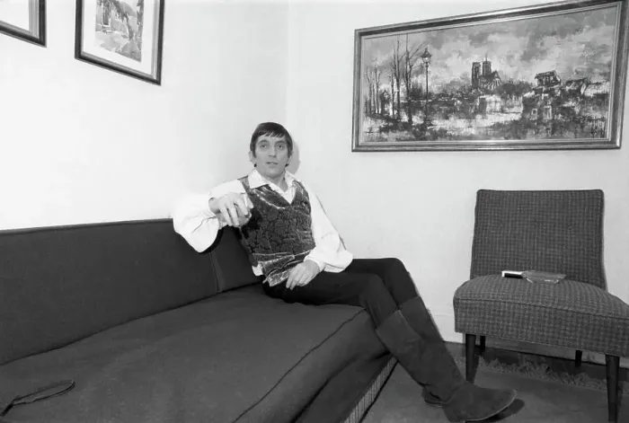 Framed Print : Jonathan Frid Framed Print : Jonathan Frid