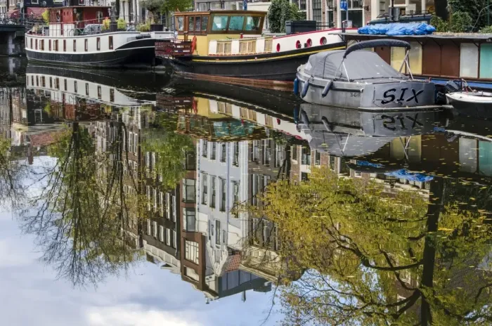Framed Print : The Jordaan: A Historic Dutch Neighborhood of Amsterdam Framed Print : The Jordaan: A Historic Dutch Neighborhood of Amsterdam
