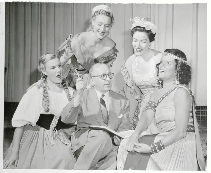 Framed Print : Joseph Rosenstock Sitting with Quartet Framed Print : Joseph Rosenstock Sitting with Quartet