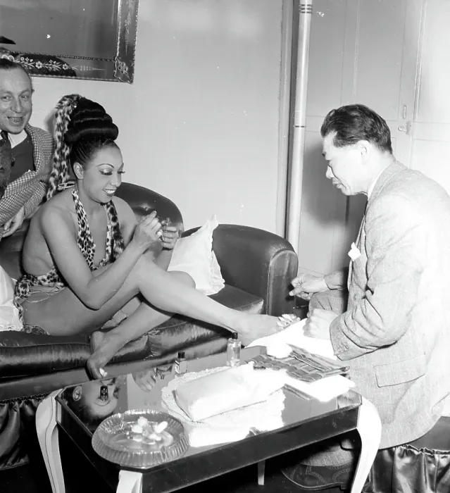 Framed Print : Josephine Baker Framed Print : Josephine Baker
