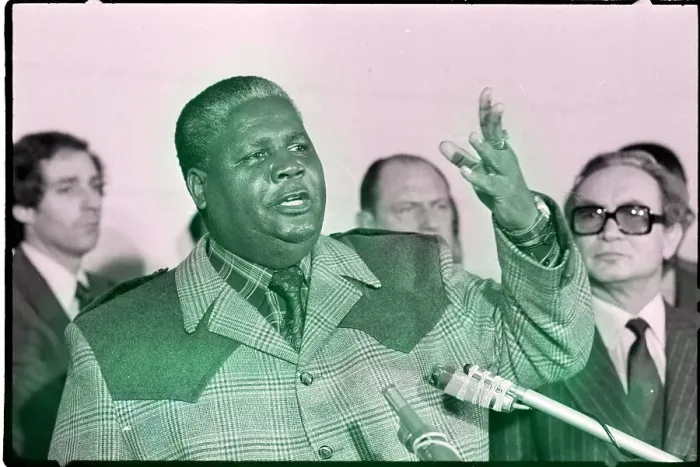 Framed Print : Joshua Nkomo Headshoulders Gesturing