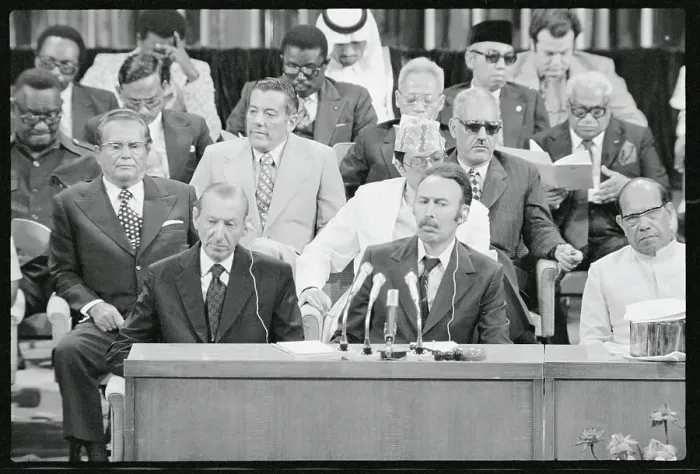 Framed Print : Josip Broz Tito and Others at Conference in Colombo Framed Print : Josip Broz Tito and Others at Conference in Colombo