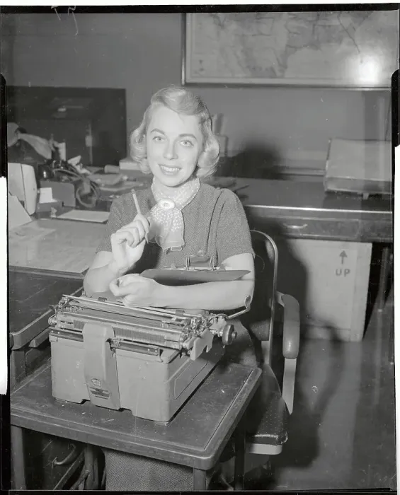 Framed Print : Joyce Brothers Sitting By a Typewriter Framed Print : Joyce Brothers Sitting By a Typewriter