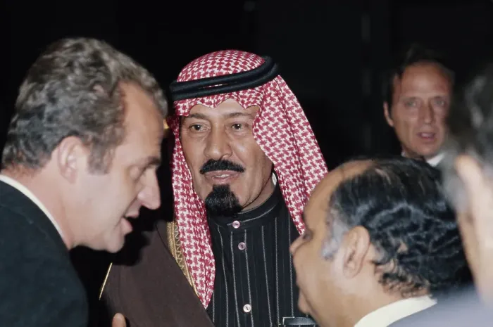 Framed Print : Juan Carlos And Abdullah Of Saudi Arabia Framed Print : Juan Carlos And Abdullah Of Saudi Arabia