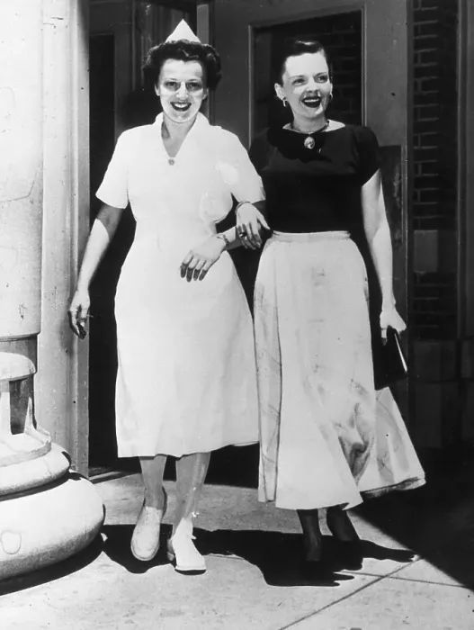 Framed Print : Judy Garland and Nurse Leave Hospital Framed Print : Judy Garland and Nurse Leave Hospital