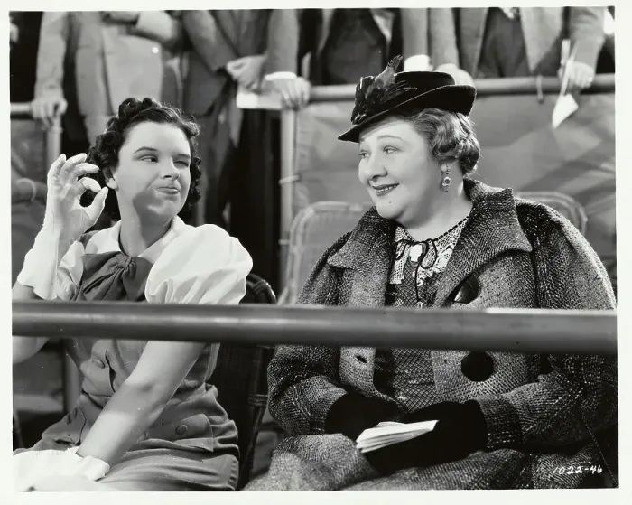 Framed Print : Judy Garland and Sophie Tucker Framed Print : Judy Garland and Sophie Tucker