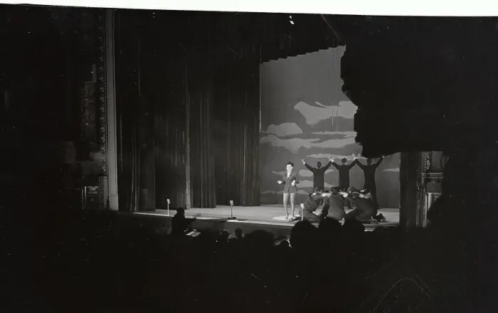 Framed Print : Judy Garland on Stage at Palace Theater Framed Print : Judy Garland on Stage at Palace Theater