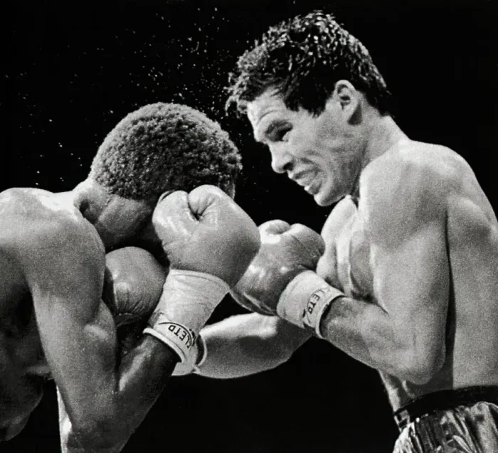 Framed Print : Julio Cesar Chavez Punches Danilo Cabarera Framed Print : Julio Cesar Chavez Punches Danilo Cabarera