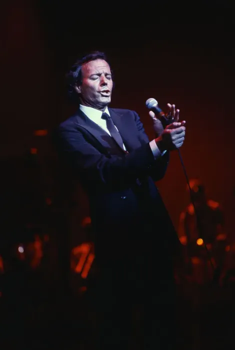 Framed Print : Julio Iglesias Performing on Stage Framed Print : Julio Iglesias Performing on Stage