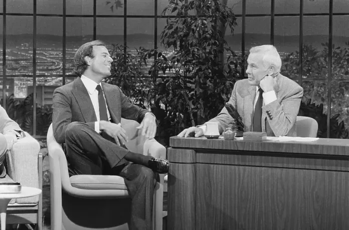  : Julio Iglesias on the Tonight Show