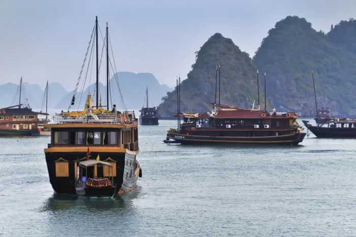Framed Print : Junks in Halong Bay, a UNESCO World Heritage Site, Vietnam, Southeast Asia, Asia Framed Print : Junks in Halong Bay, a UNESCO World Heritage Site, Vietnam, Southeast Asia, Asia