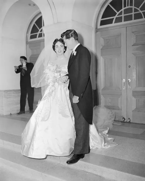 Framed Print : Just Married Conrad Hilton and Elizabeth Taylor Framed Print : Just Married Conrad Hilton and Elizabeth Taylor