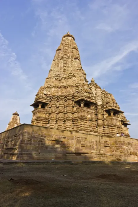 Framed Print : Kandariya Mahadeva Temple, Khajuraho, Chhatarpur District, Madhya Pradesh, India