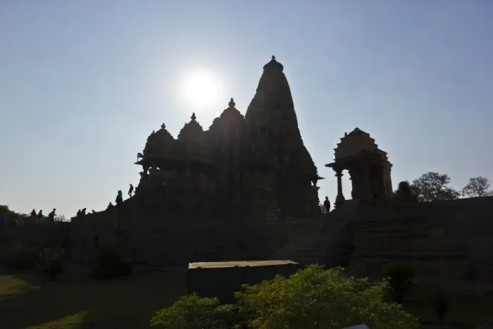 Framed Print : Kandariya Mahadeva Temple against the sunlight Framed Print : Kandariya Mahadeva Temple against the sunlight