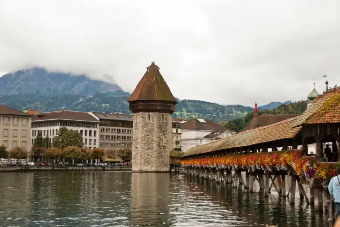 Framed Print : Kapellbrucke on Reuss River, Lucerne, Switzerland