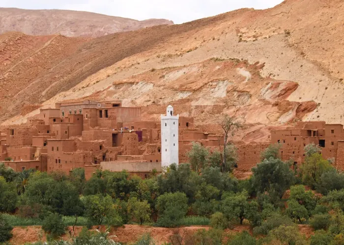 Framed Print : Kasbah in Middle Atlas Framed Print : Kasbah in Middle Atlas