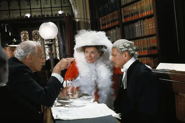 Framed Print : Katharine Hepburn with George Cukor and Sir Laurence Olivier Framed Print : Katharine Hepburn with George Cukor and Sir Laurence Olivier