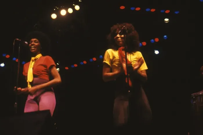 Framed Print : KC And The Sunshine Band Performing Framed Print : KC And The Sunshine Band Performing