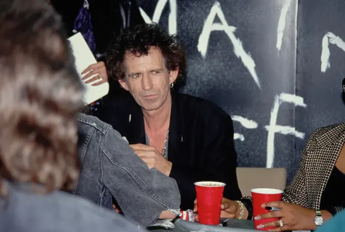 Framed Print : Keith Richards Autographing Framed Print : Keith Richards Autographing