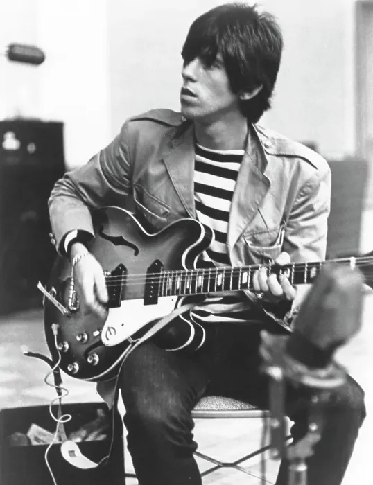 Framed Print : Keith Richards of the Stones in 1966 Framed Print : Keith Richards of the Stones in 1966