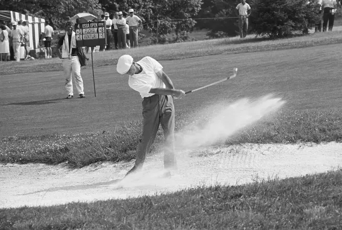 Framed Print : Ken Venturi Shooting from Sand Trap Framed Print : Ken Venturi Shooting from Sand Trap