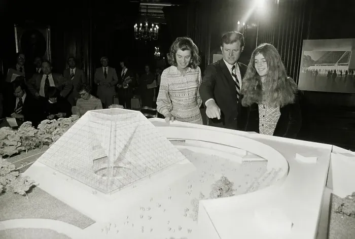 Framed Print : Kennedys Looking at Model of Kennedy Library
