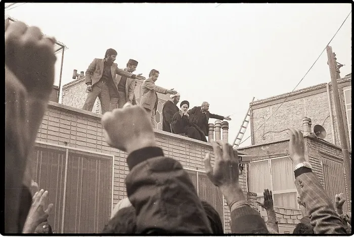 Framed Print : Khomeini and Aides on Roof Gesturing Support