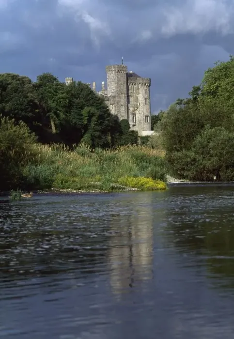 Framed Print : Kilkenny Castle On The River Nore, Kilkenny City, County Kilkenny, Ireland Framed Print : Kilkenny Castle On The River Nore, Kilkenny City, County Kilkenny, Ireland