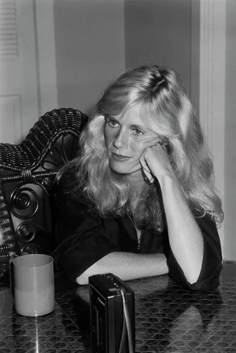 Framed Print : Kim Carnes, American Singer & Songwriter