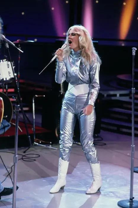Framed Print : Kim Carnes Plays American Bandstand Framed Print : Kim Carnes Plays American Bandstand