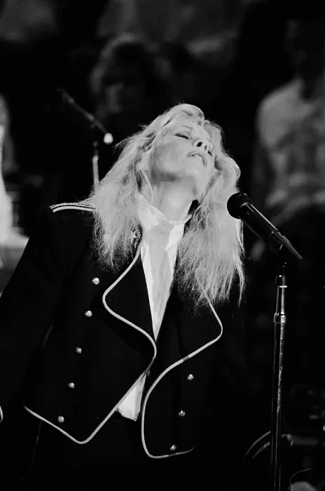 Framed Print : Kim Carnes Plays American Bandstand Framed Print : Kim Carnes Plays American Bandstand