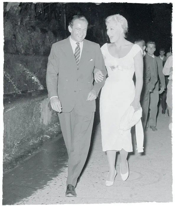 Framed Print : Kim Novak and Mario Baldini Framed Print : Kim Novak and Mario Baldini
