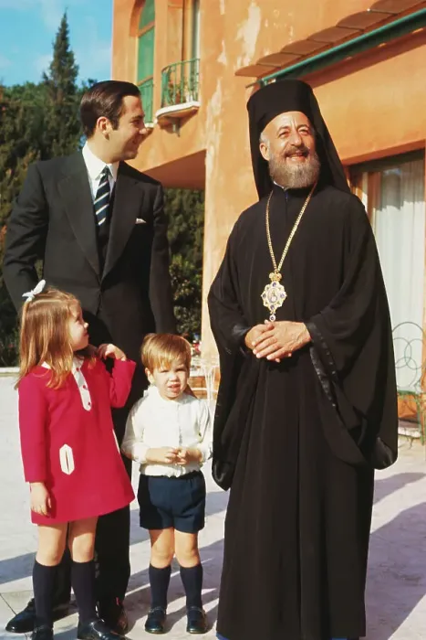 Framed Print : King Constantine with Children and Archbishop Framed Print : King Constantine with Children and Archbishop