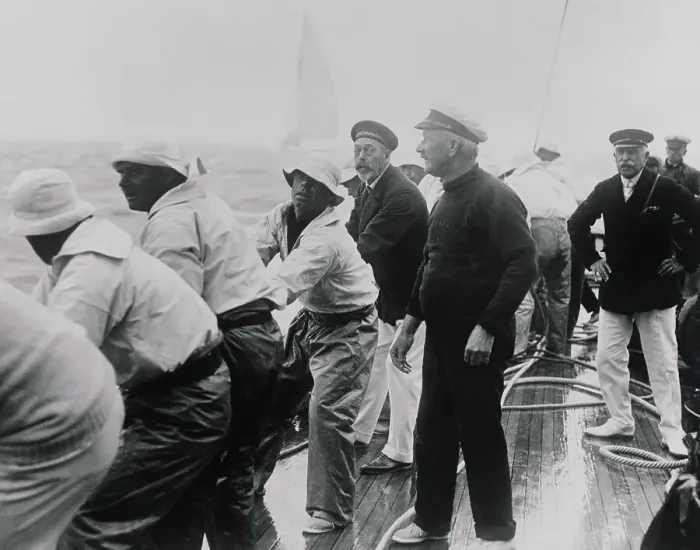 Framed Print : King George Competing in Regatta Framed Print : King George Competing in Regatta