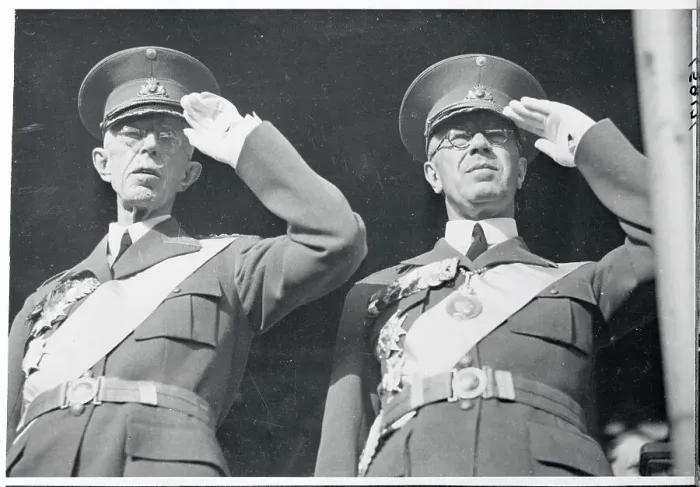 Framed Print : King Gustav V and Prince Gustav Saluting Framed Print : King Gustav V and Prince Gustav Saluting