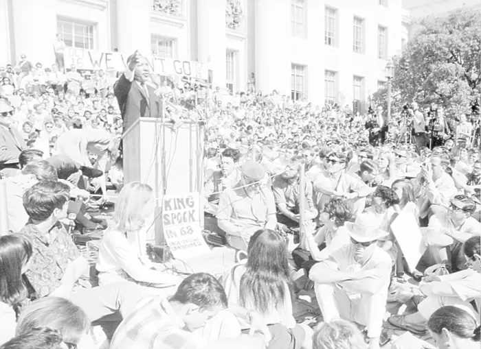 Framed Print : King Speech at Sproul Plaza in Berkeley Framed Print : King Speech at Sproul Plaza in Berkeley