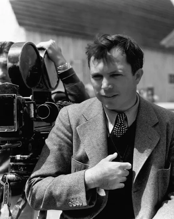 Framed Print : King Vidor Directs The Stranger's Return Framed Print : King Vidor Directs The Stranger's Return