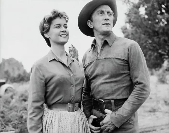 Framed Print : Kirk And Diana Douglas In Movie Still Framed Print : Kirk And Diana Douglas In Movie Still