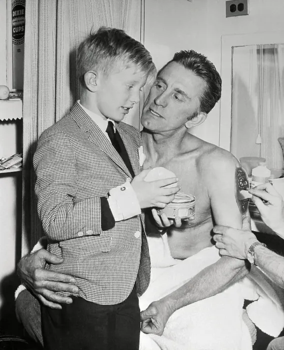 Framed Print : Kirk Douglas Backstage with Son Peter Vincent Framed Print : Kirk Douglas Backstage with Son Peter Vincent