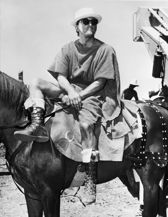 Framed Print : Kirk Douglas Filming Sparticus Framed Print : Kirk Douglas Filming Sparticus