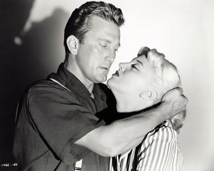 Framed Print : Kirk Douglas and Jan Sterling in Intimate Pose Framed Print : Kirk Douglas and Jan Sterling in Intimate Pose