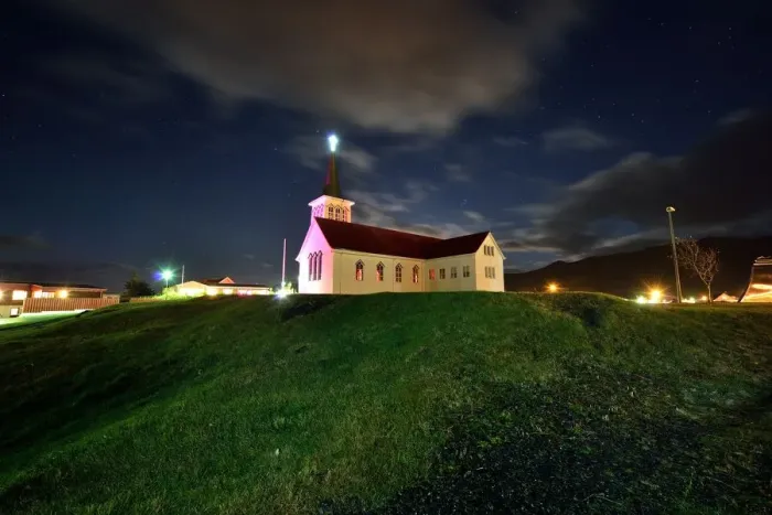 Framed Print : kirkjufell church under stars Framed Print : kirkjufell church under stars