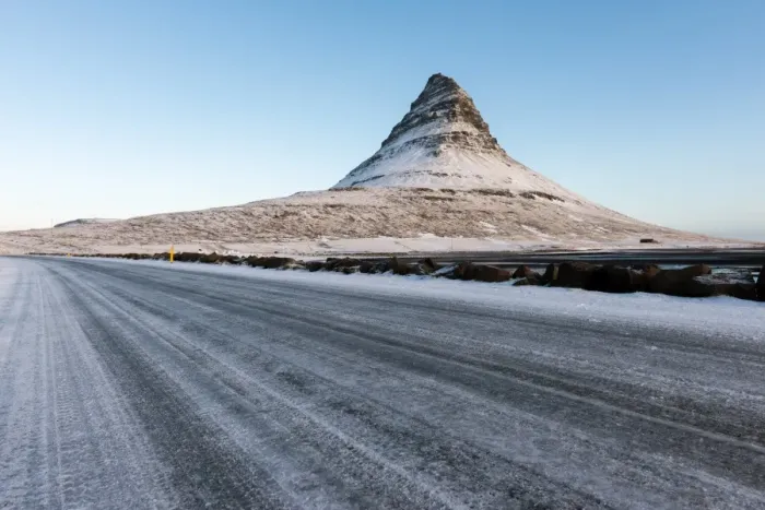 Framed Print : Kirkjufell in winter season, Iceland Framed Print : Kirkjufell in winter season, Iceland