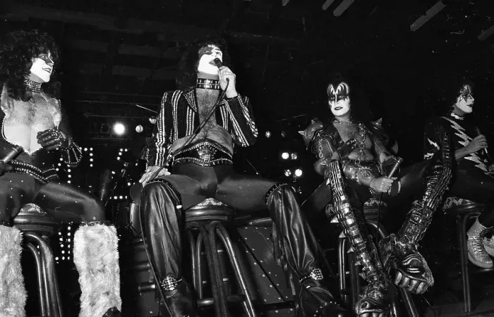 Framed Print : Kiss Creatures Of The Night Album Release Framed Print : Kiss Creatures Of The Night Album Release