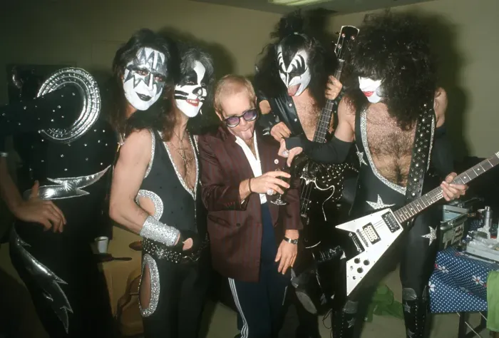 Framed Print : Kiss With Elton John Framed Print : Kiss With Elton John
